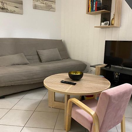Appartement Cosy - Les Ecureuils Ares Esterno foto